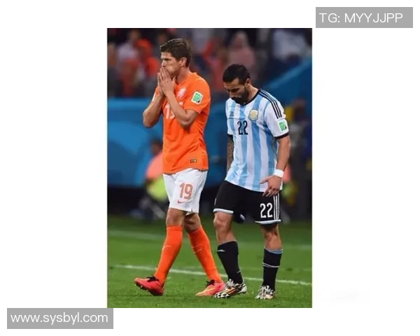 足球明星亨特的职业生涯与成就揭秘以及他对足球的影响分析